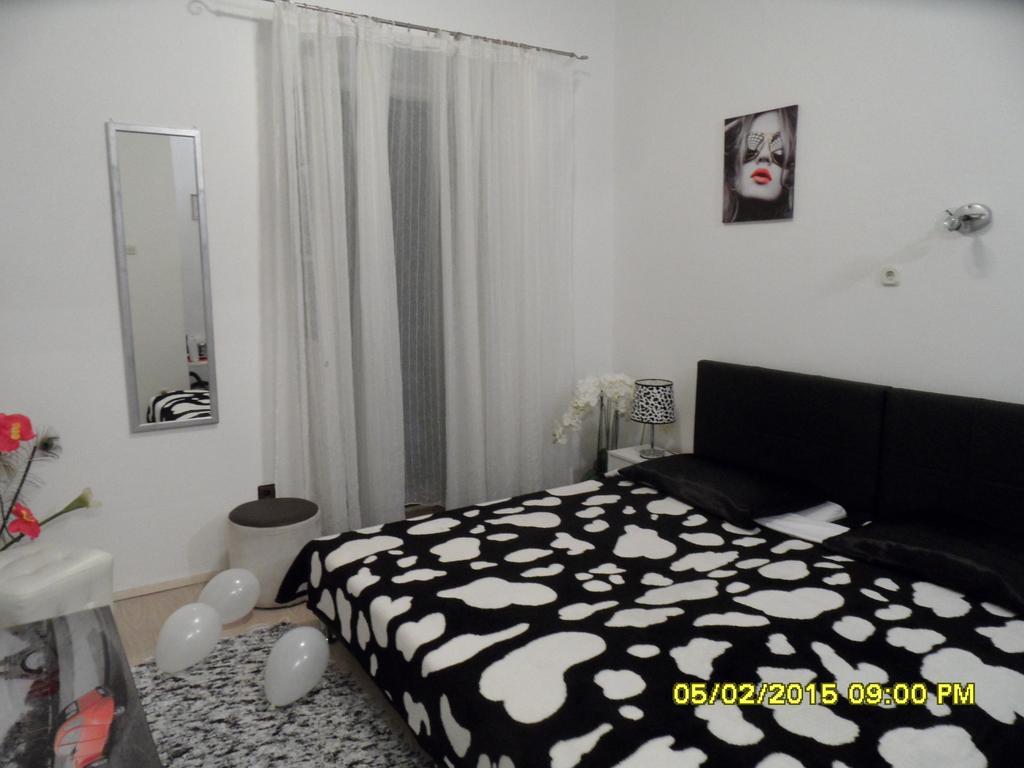 Rooms And Apartment Stambuk Split Room photo