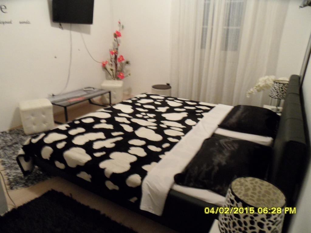 Rooms And Apartment Stambuk Split Room photo